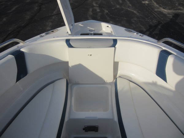 New 2024  powered Chaparral Boat for sale